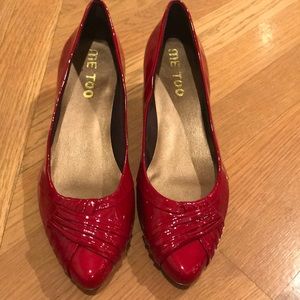 Cute red pumps